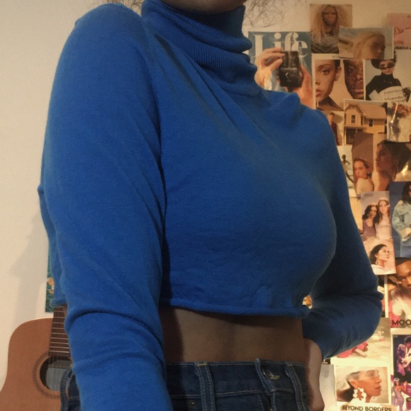 Lord & Taylor Cropped Blue Turtleneck Sweater - Picture 1 of 4
